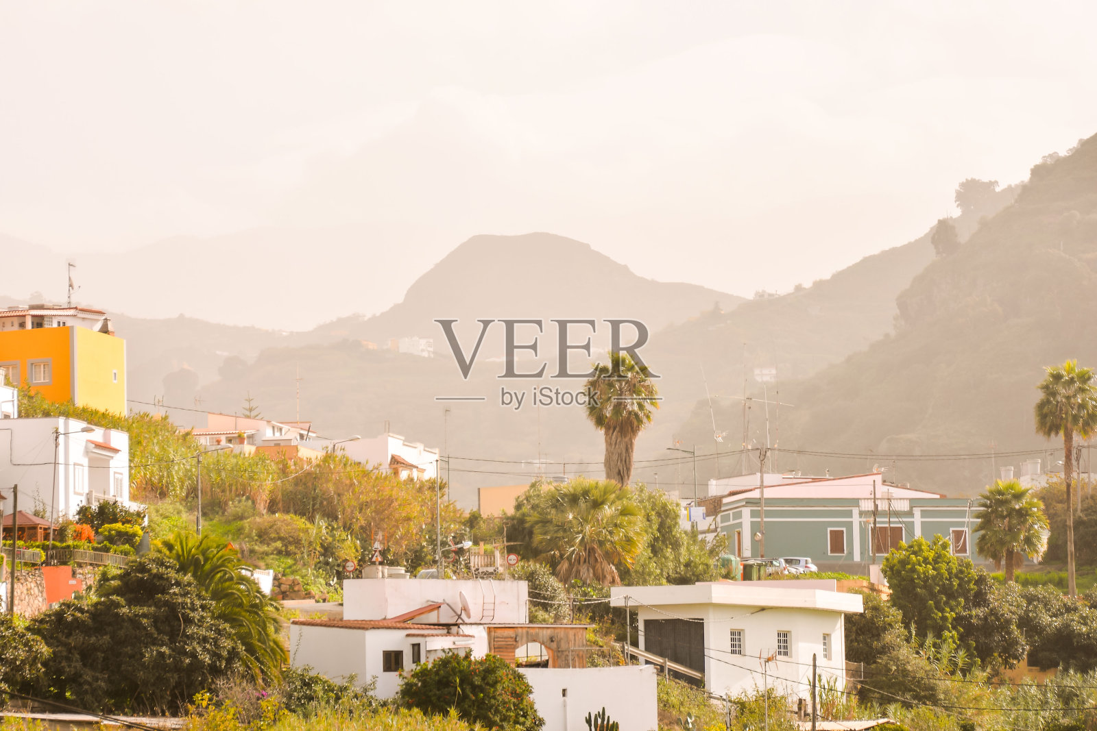 加拉达拉斯帕尔马斯的彩色现代建筑照片摄影图片