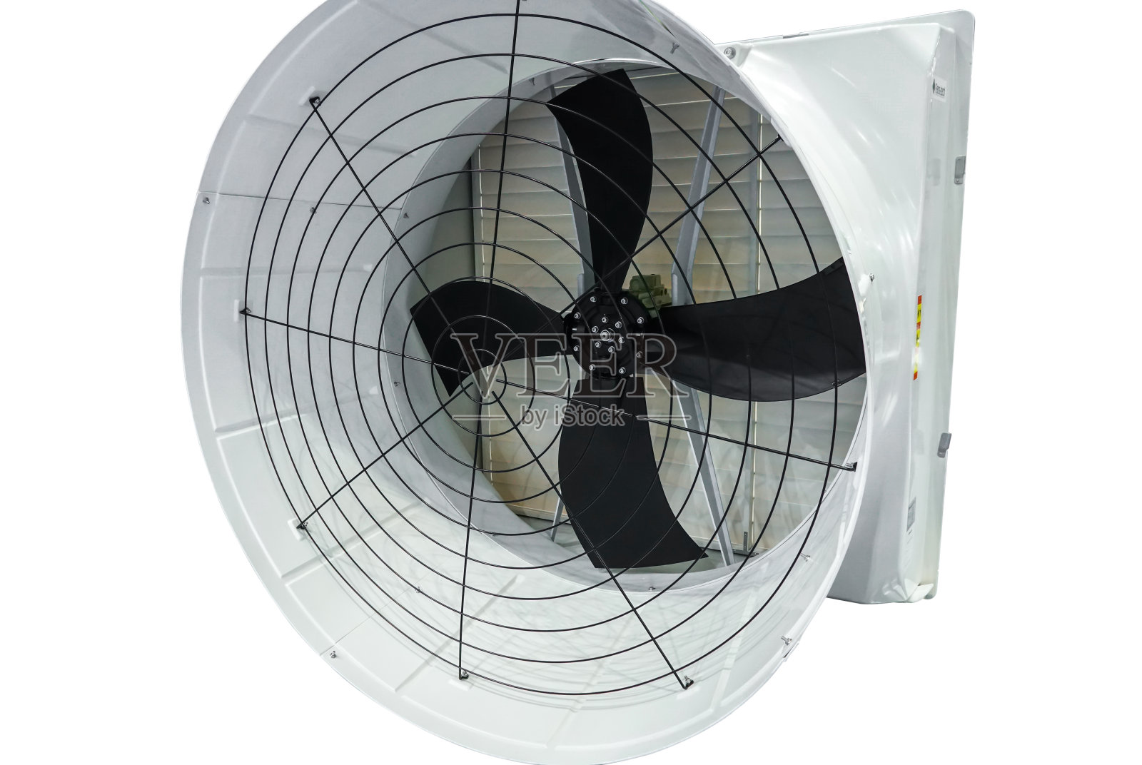 大型工业风扇在工厂的特写。厂房通风。工厂通风空气。照片摄影图片