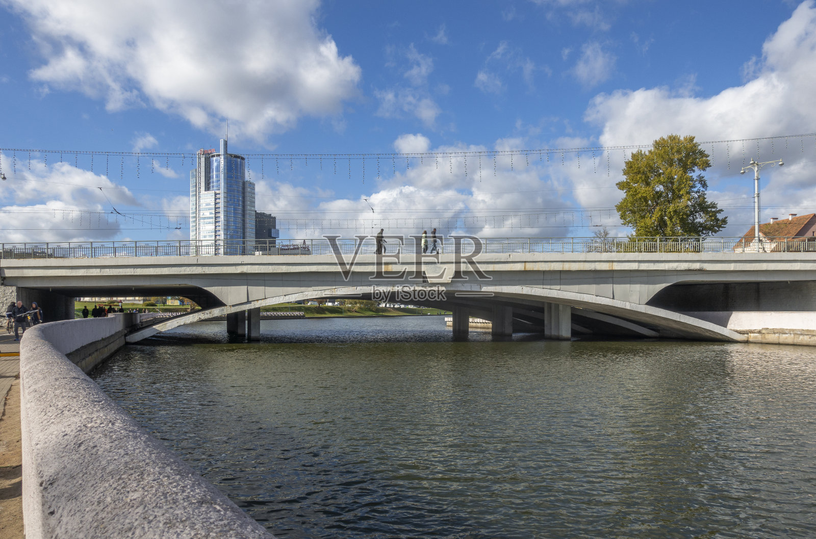 明斯克的斯维洛奇河照片摄影图片