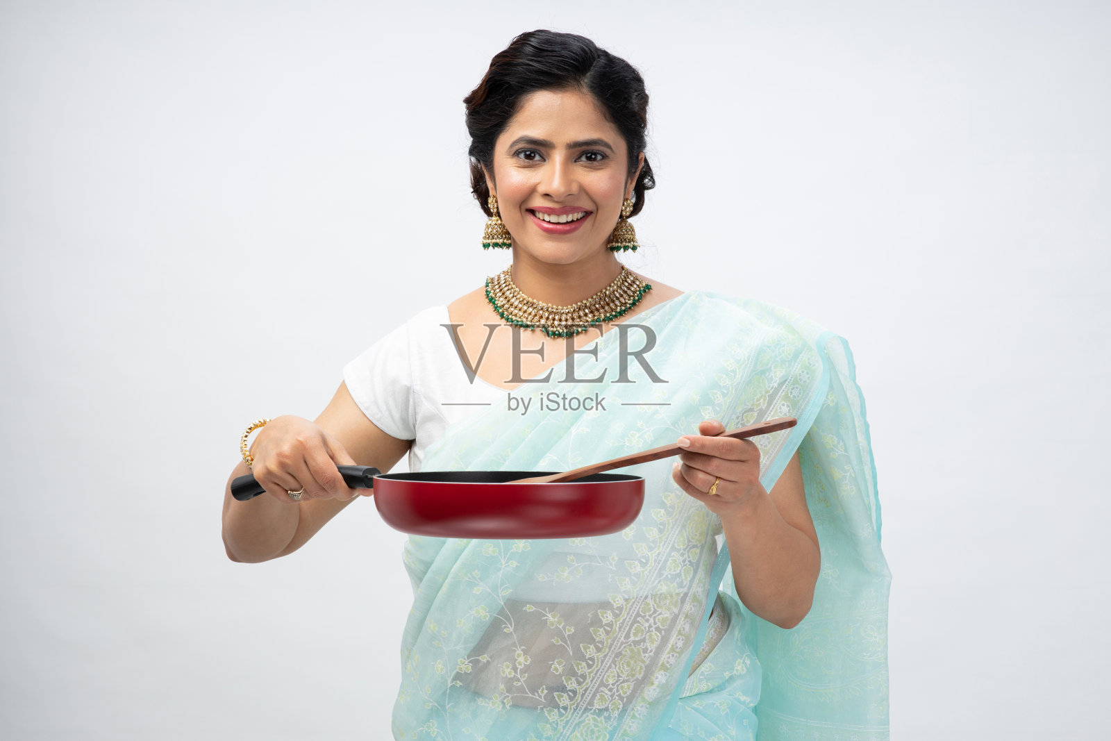 年轻女子的肖像孤立的白色背景股票照片照片摄影图片