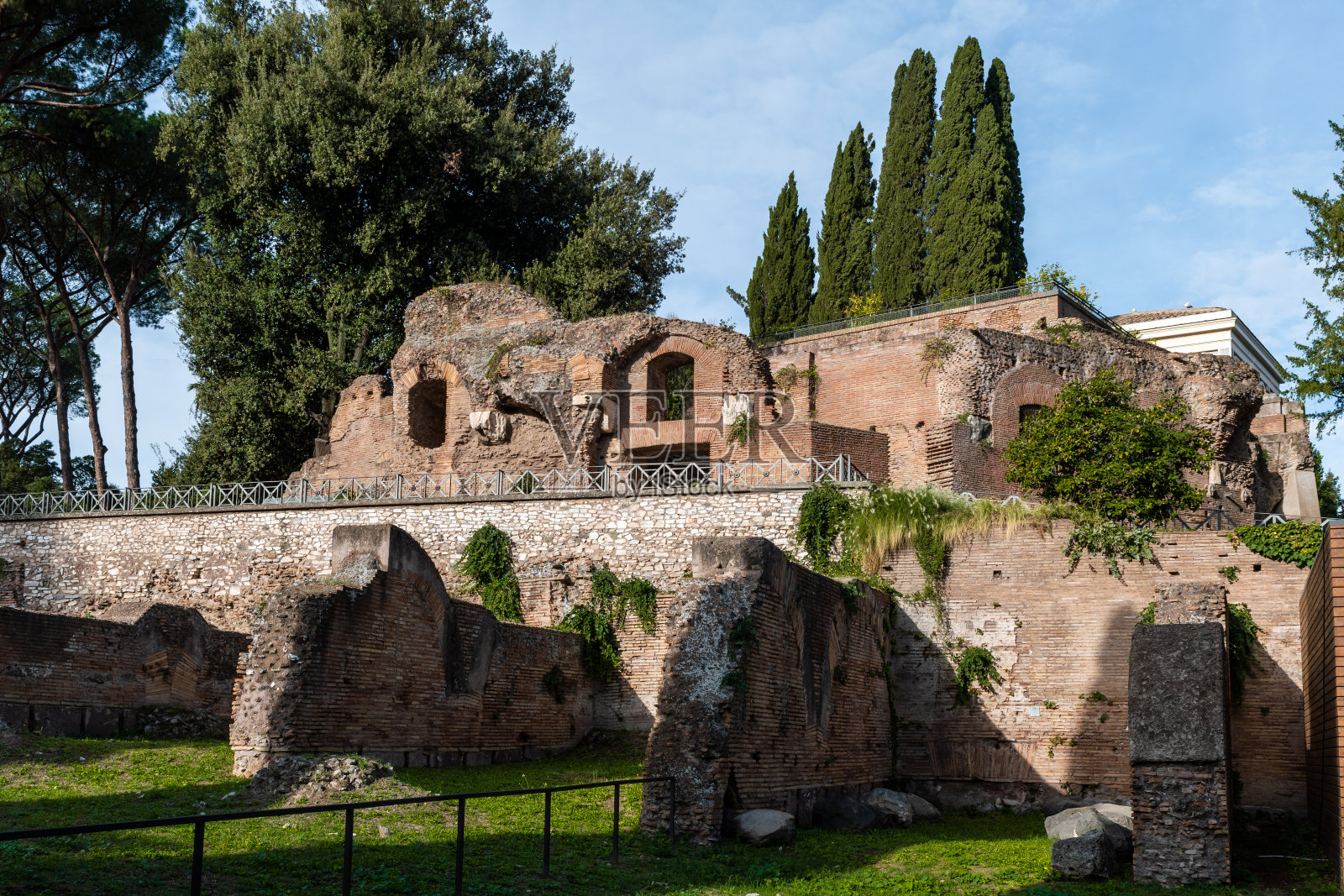 罗马帕拉蒂尼山的古代遗迹照片摄影图片