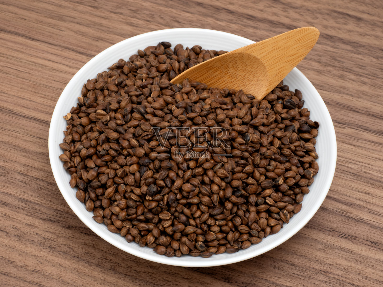 烤大麦做大麦茶照片摄影图片