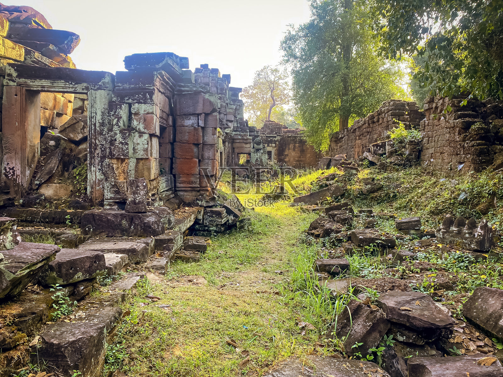 柬埔寨吴哥，柏可汗甘榜维考古遗址照片摄影图片