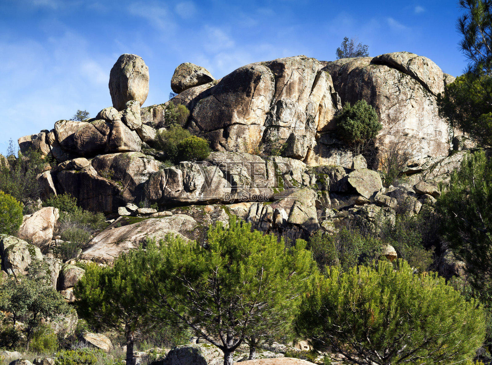 山丘Alcornocoso照片摄影图片