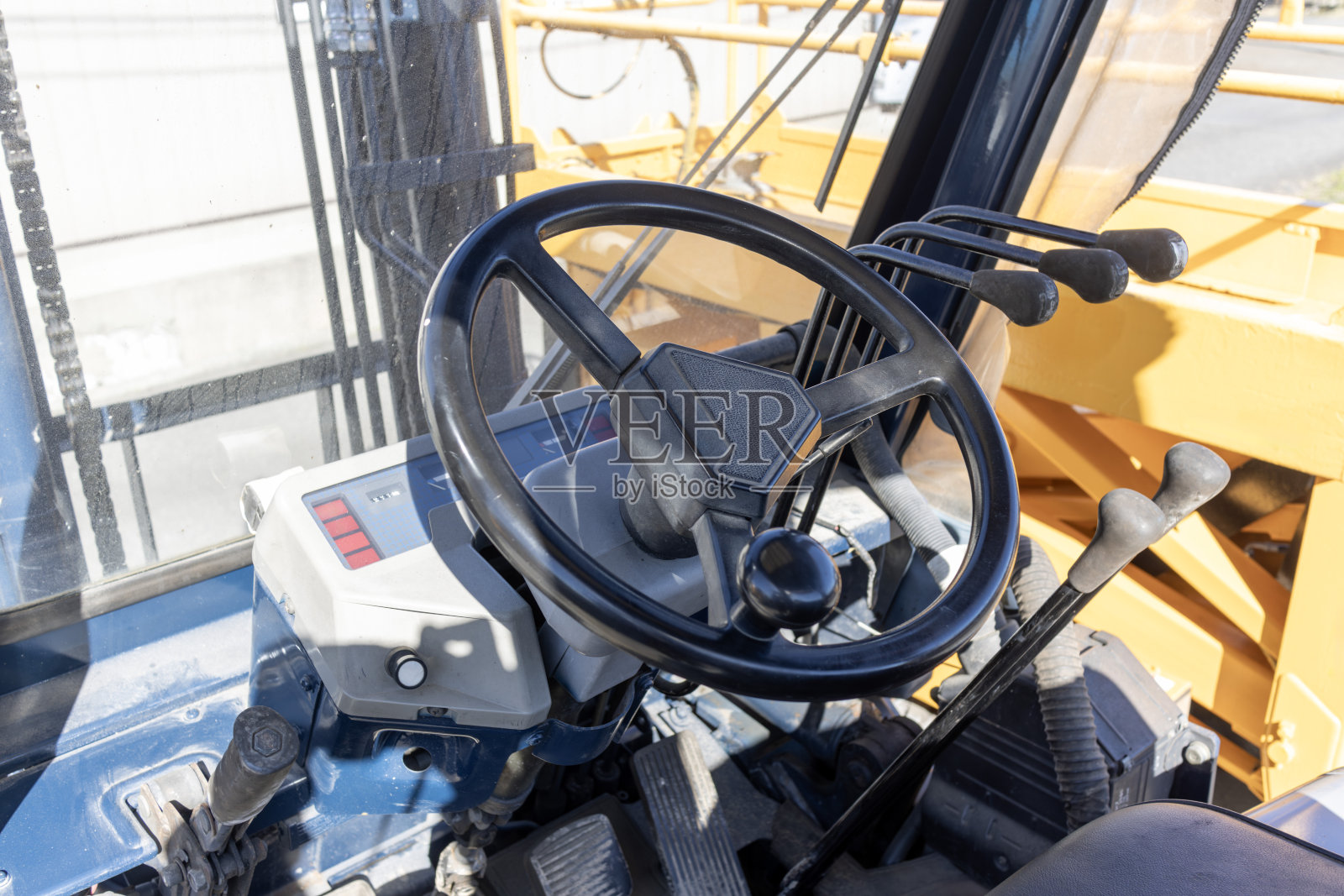 挖土机驾驶座的图片照片摄影图片
