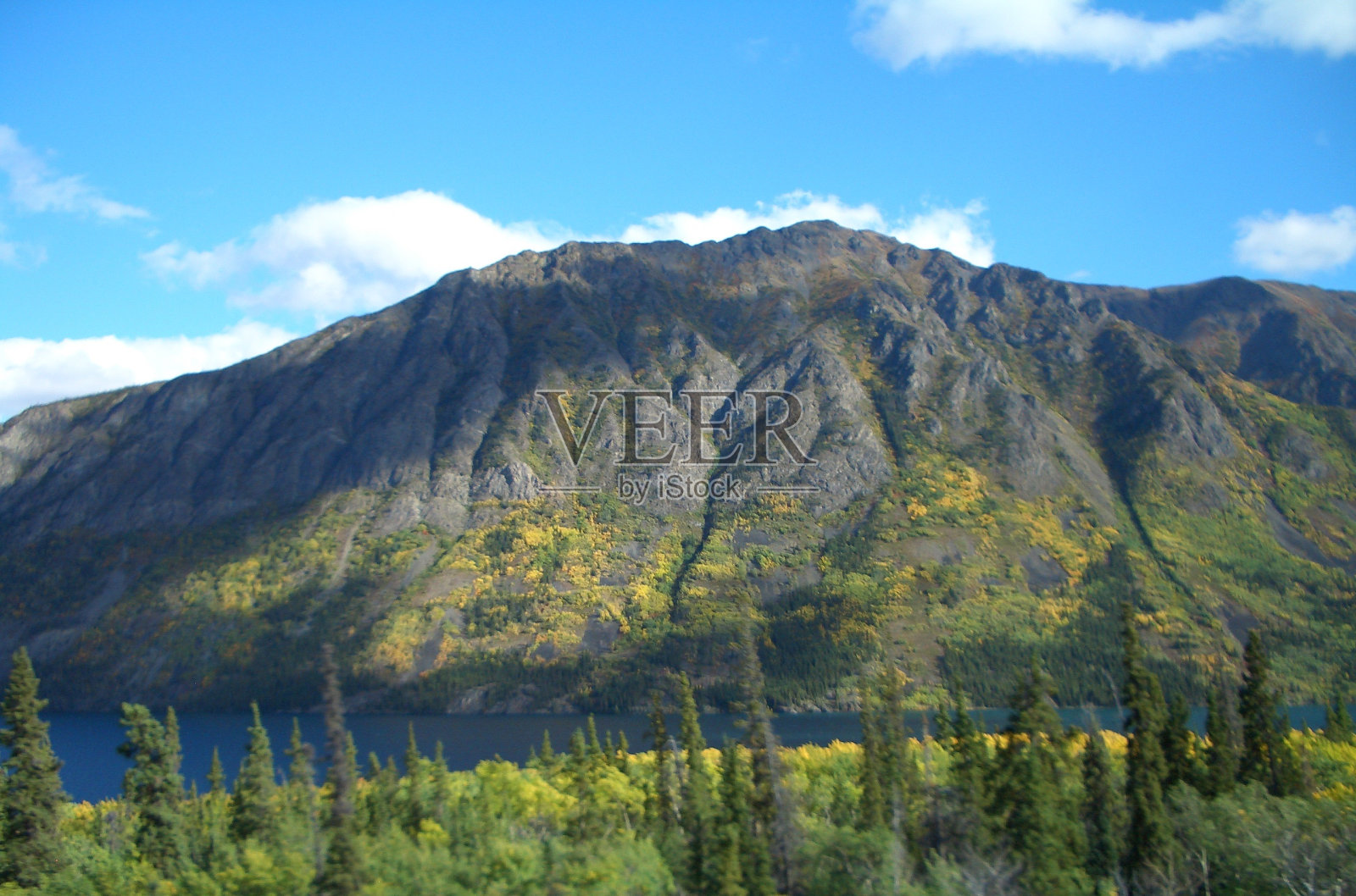 阿拉斯加的山脉照片摄影图片