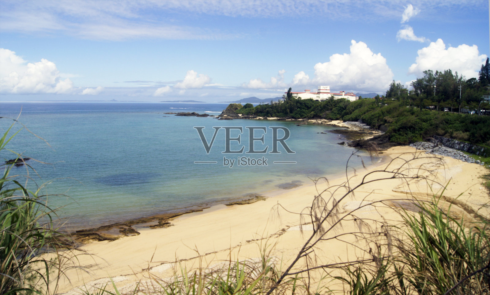 日本冲绳岛的海滩照片摄影图片