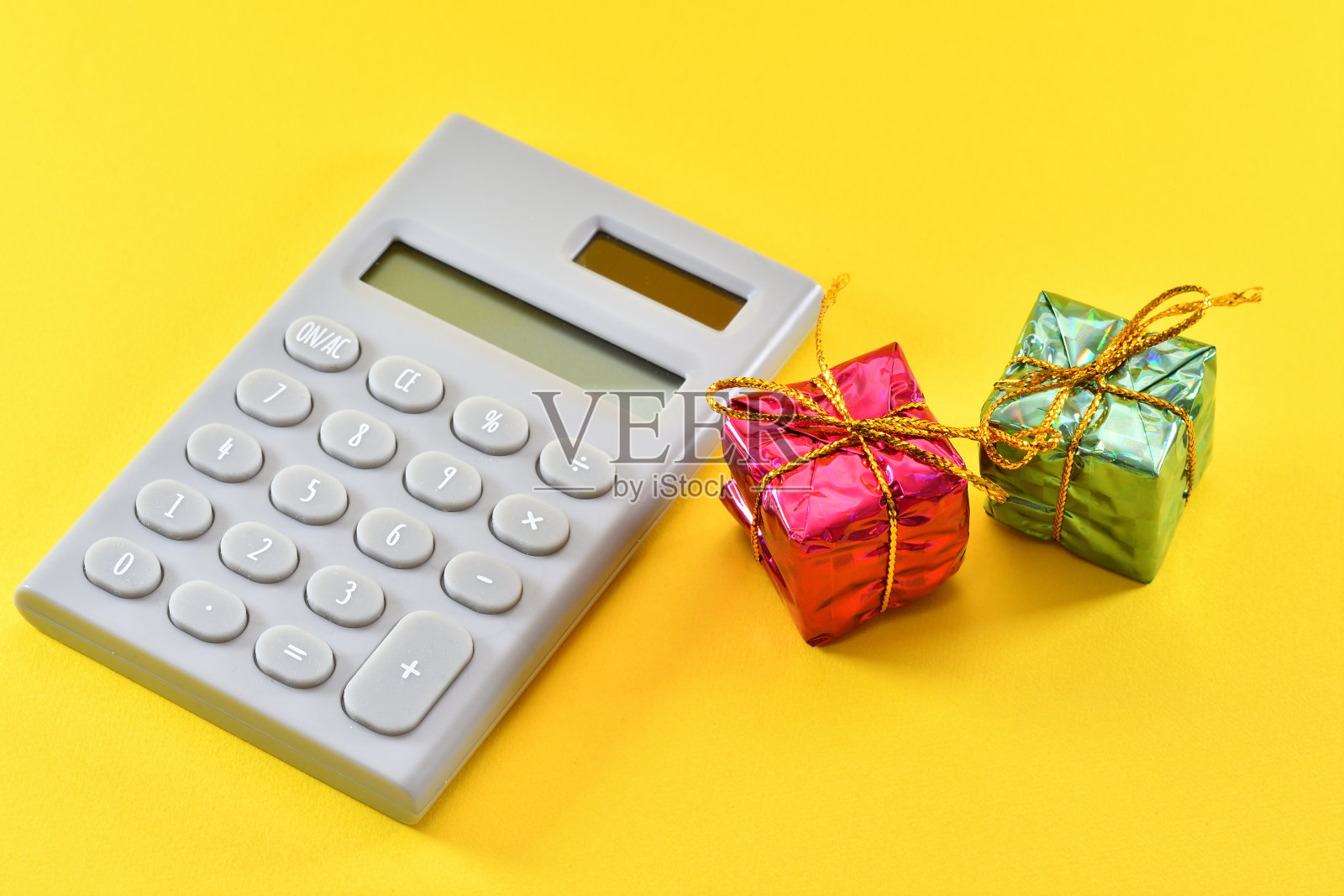 计算器和礼物照片摄影图片