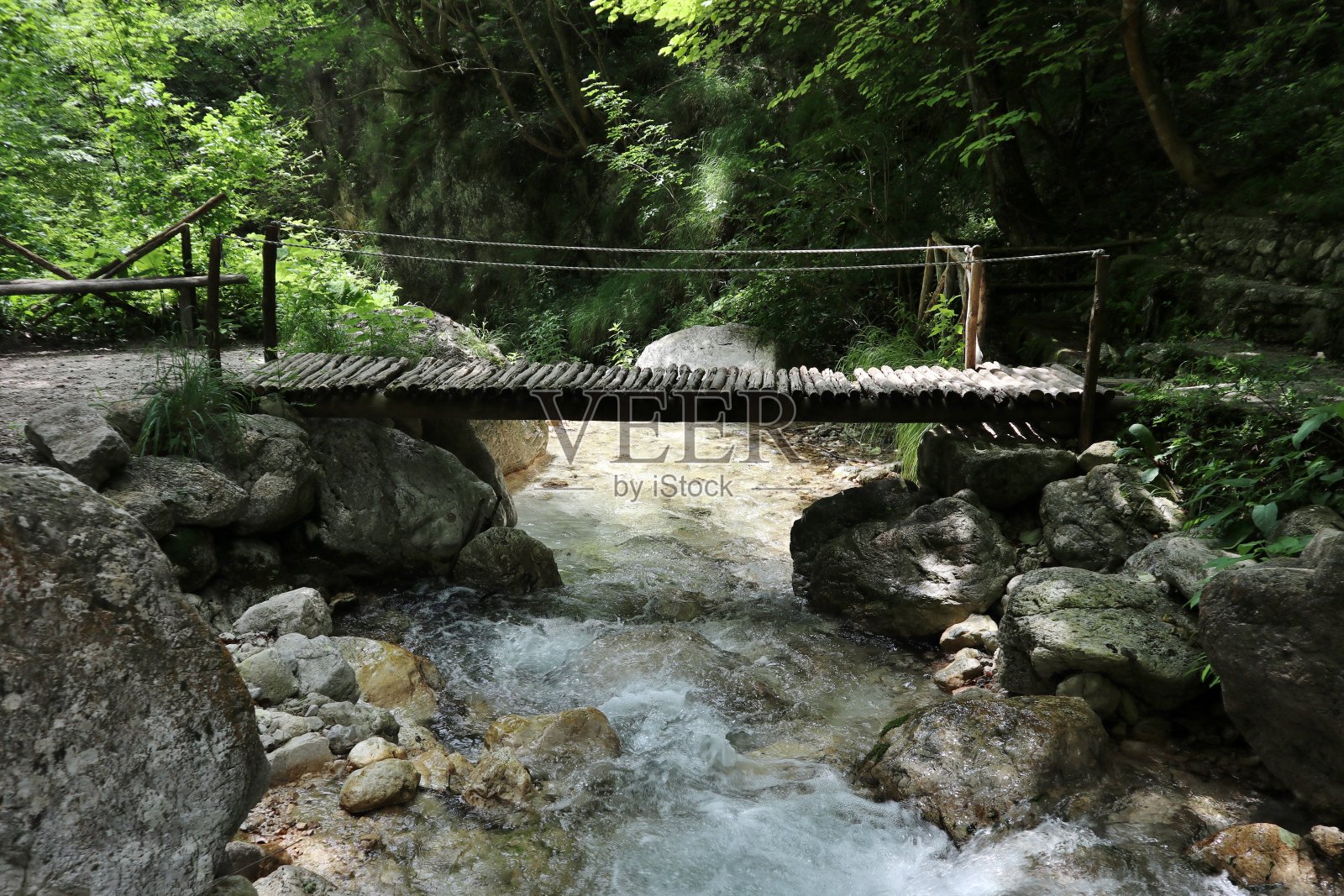 Senerchia - Acquabianca河上的第六座桥照片摄影图片