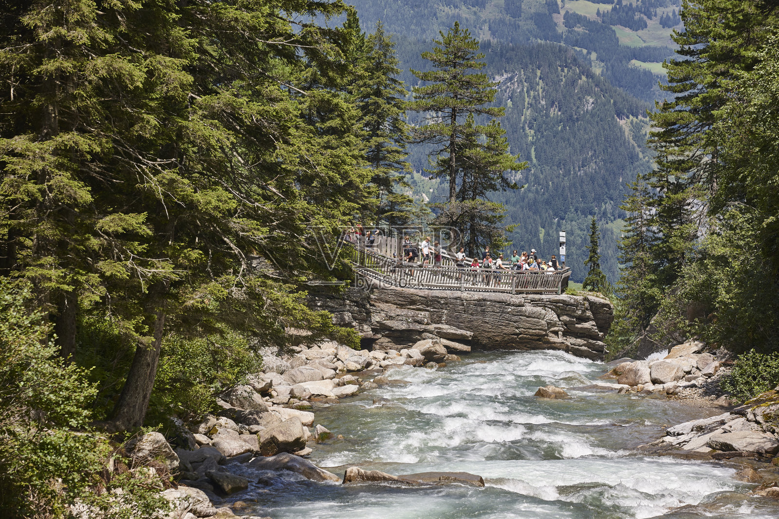 Krimml瀑布。萨尔茨堡地区的自然地标。奥地利风光亮点照片摄影图片