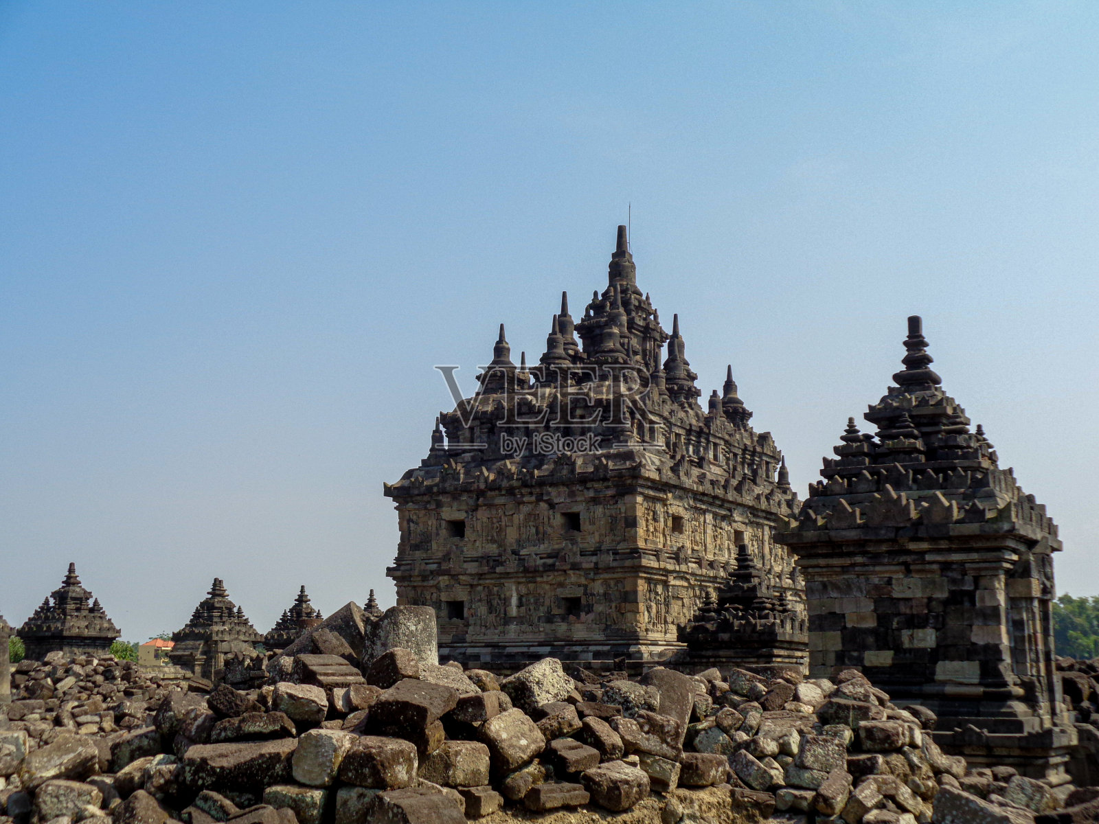 带有些许印度建筑风格的佛教寺庙照片摄影图片