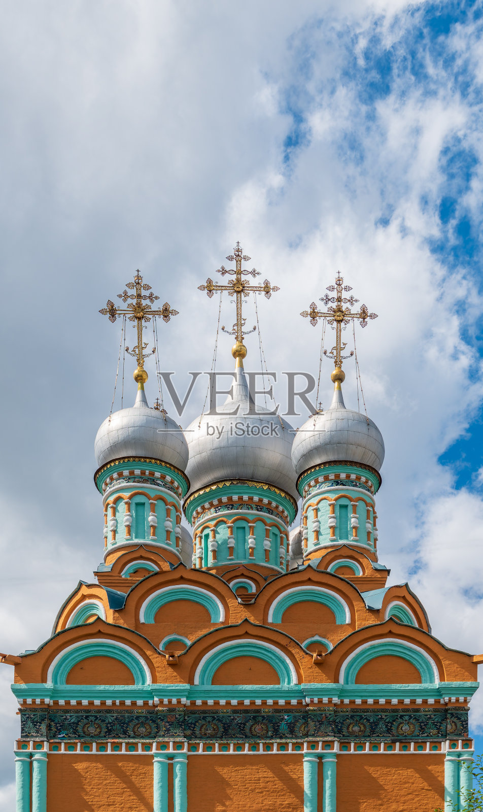 位于波利安卡的新凯撒利亚的圣格列高利教堂，建于1668年的古老历史建筑。莫斯科,俄罗斯照片摄影图片