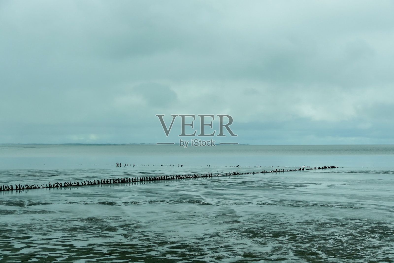 海和天空，在瑞典斯堪的纳维亚和北欧照片摄影图片