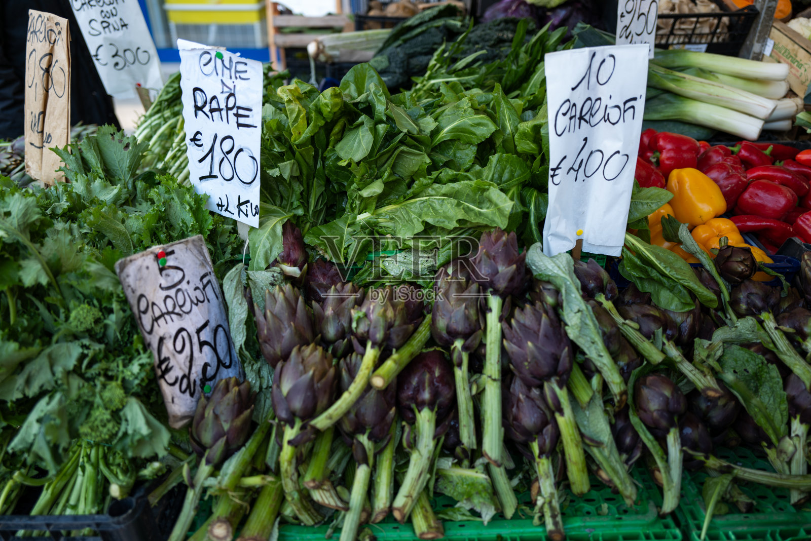 意大利热那亚的杂货店照片摄影图片