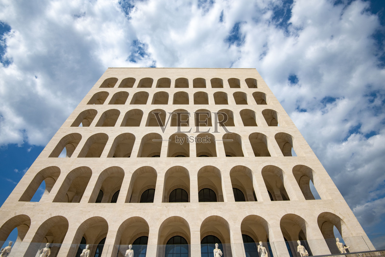 二战时期的法西斯建筑(Palazzo della civilt<e:1> Italiana)照片摄影图片