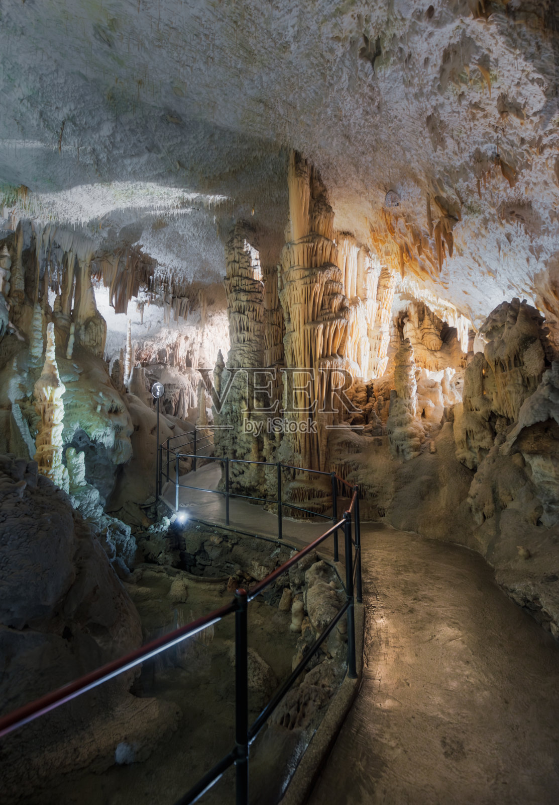 去地球中心的旅程照片摄影图片