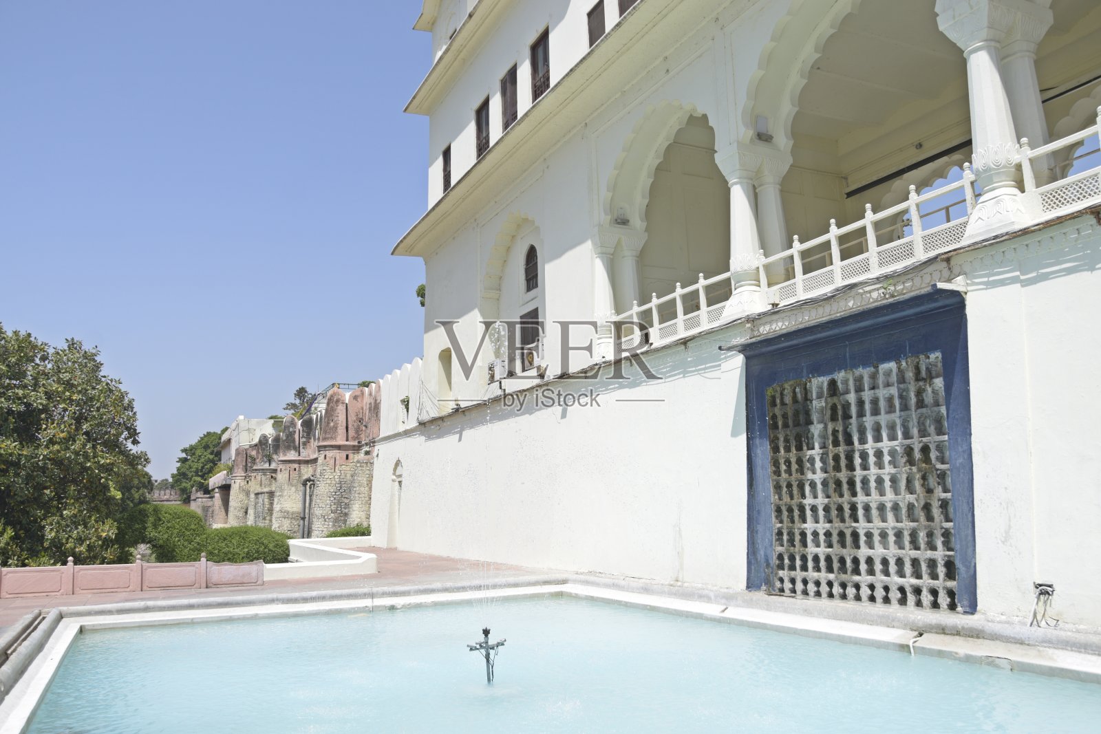 昌迪加尔平杰尔的Yadavindra花园的建筑部分照片摄影图片