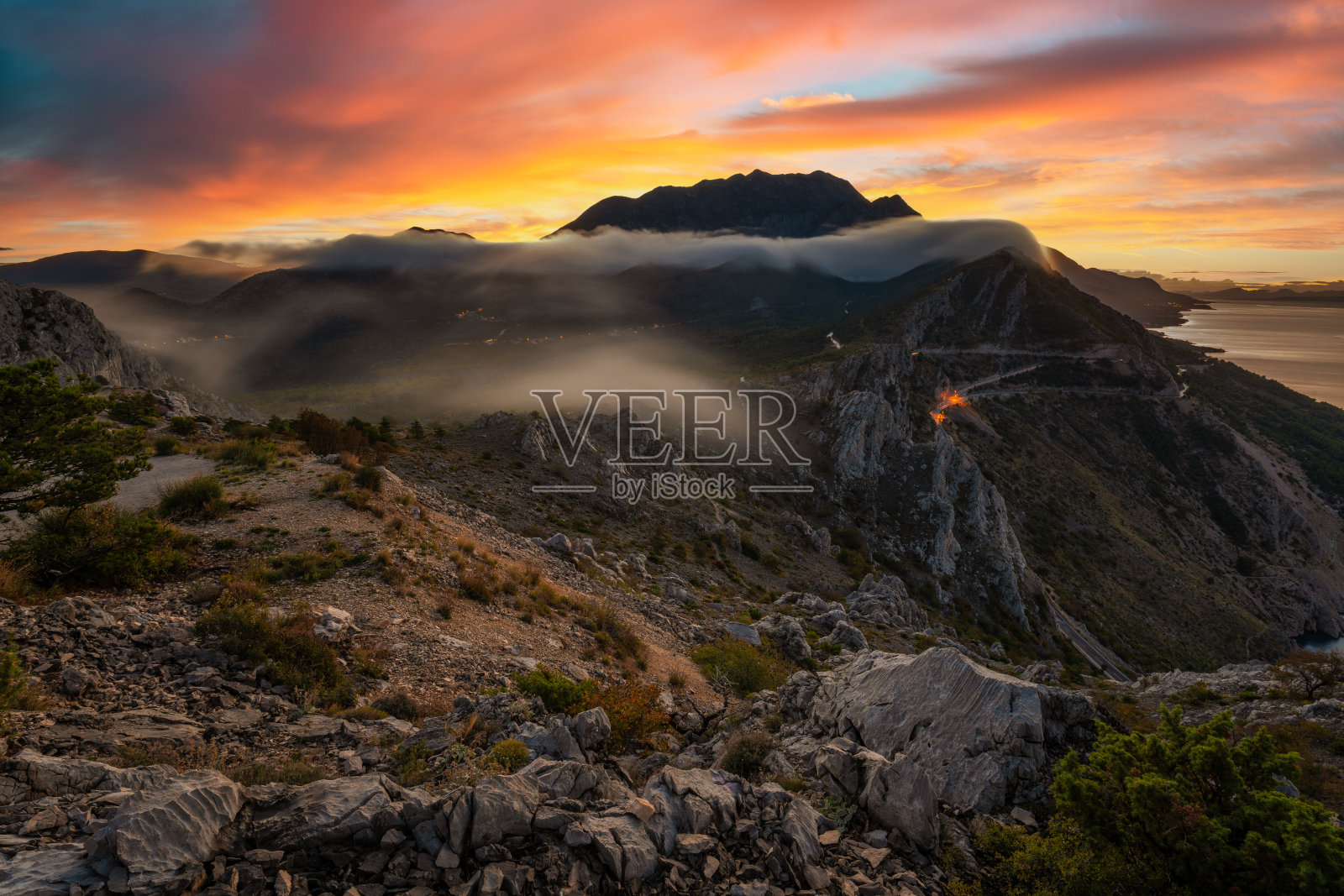 克罗地亚达尔马提亚比奥科沃自然公园的壮观日出照片摄影图片