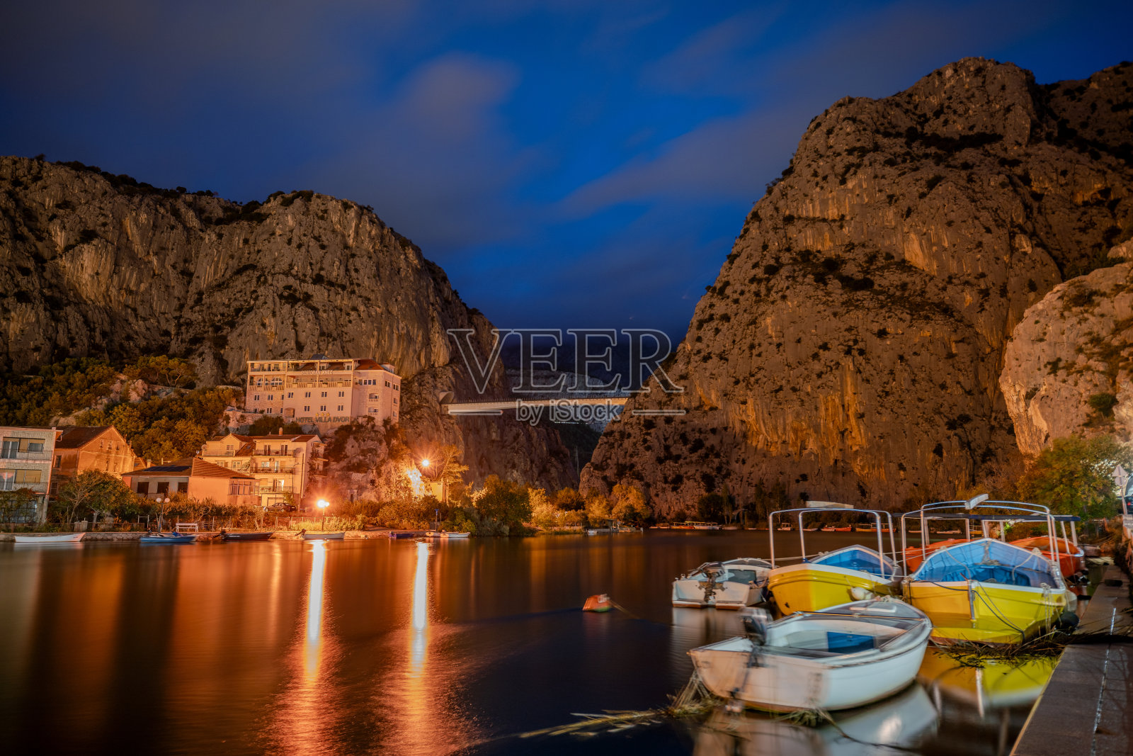 克罗地亚达尔马提亚浪漫的奥米斯景观照片摄影图片