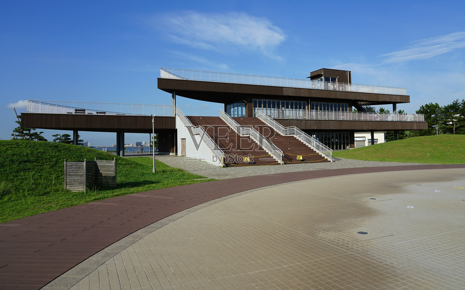 上午船桥三坂泽海滨公园观景台(千叶县船桥市)照片摄影图片