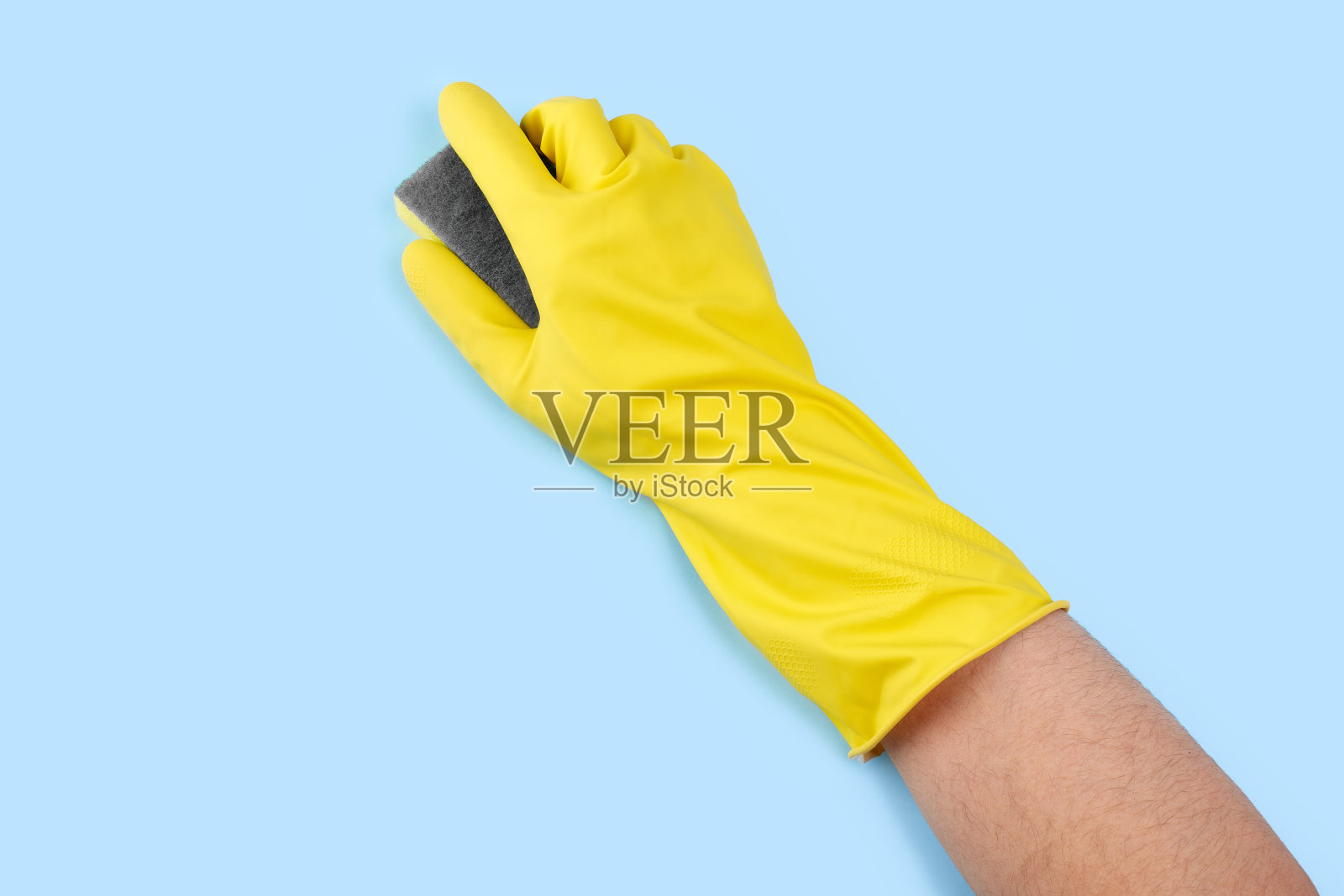 家用洗涤剂。清洁产品。白色空白塑料喷雾洗涤剂瓶隔离在白色背景上。照片摄影图片