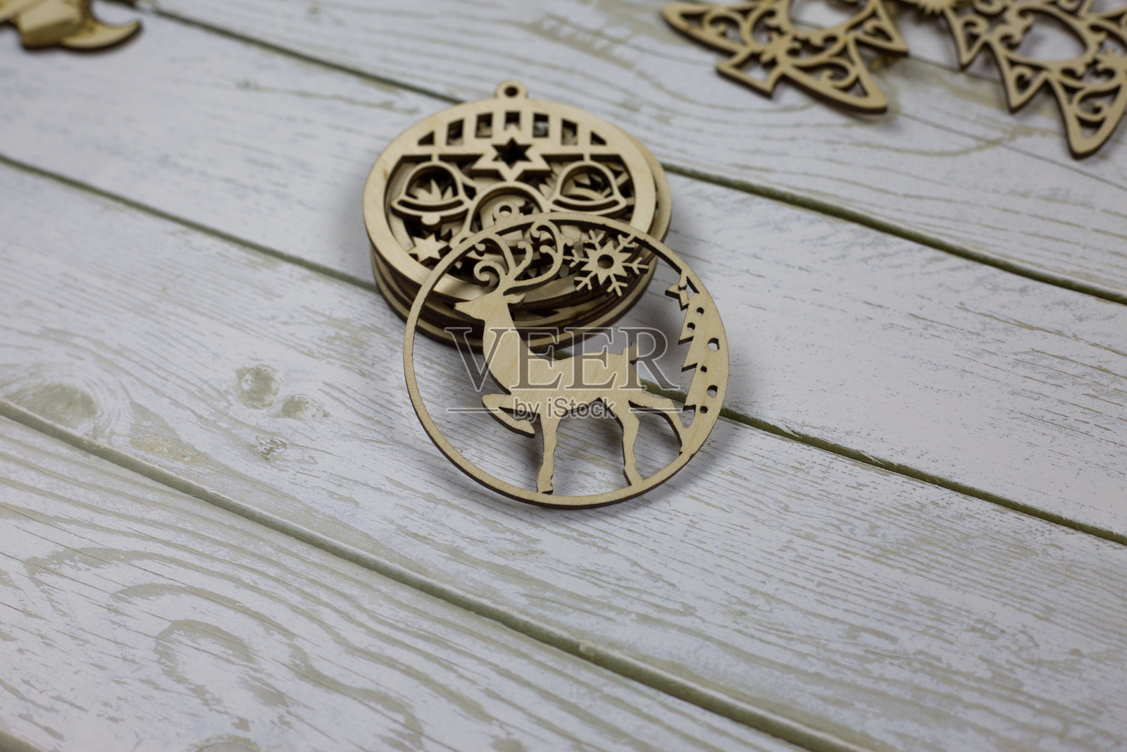 鹿扁木玩具照片摄影图片