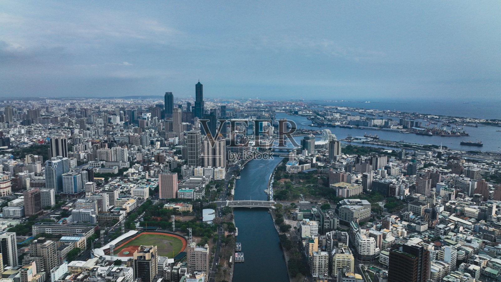高雄市全景鸟瞰图照片摄影图片