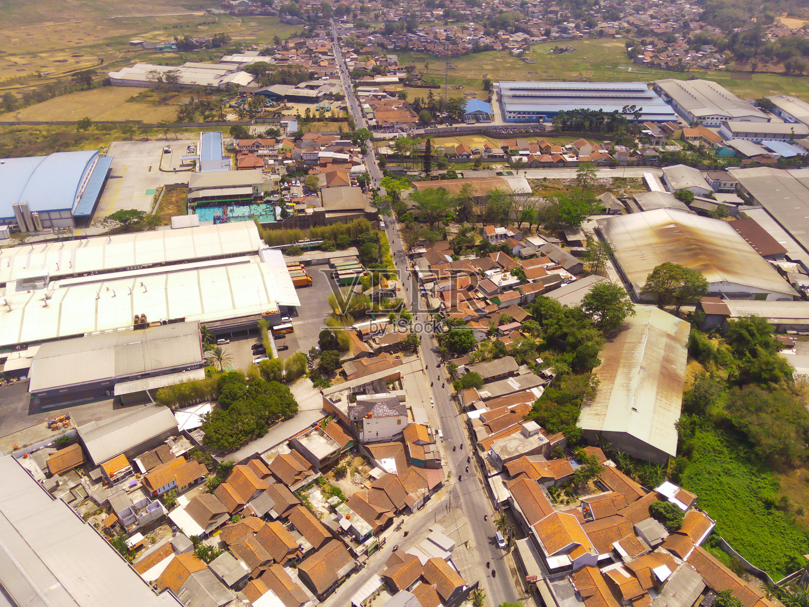 长公路的城市景观照片摄影图片