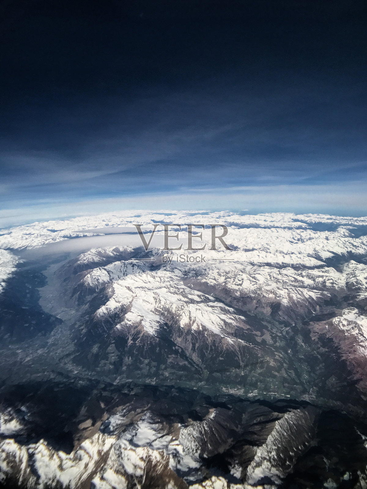 雪山鸟瞰图照片摄影图片