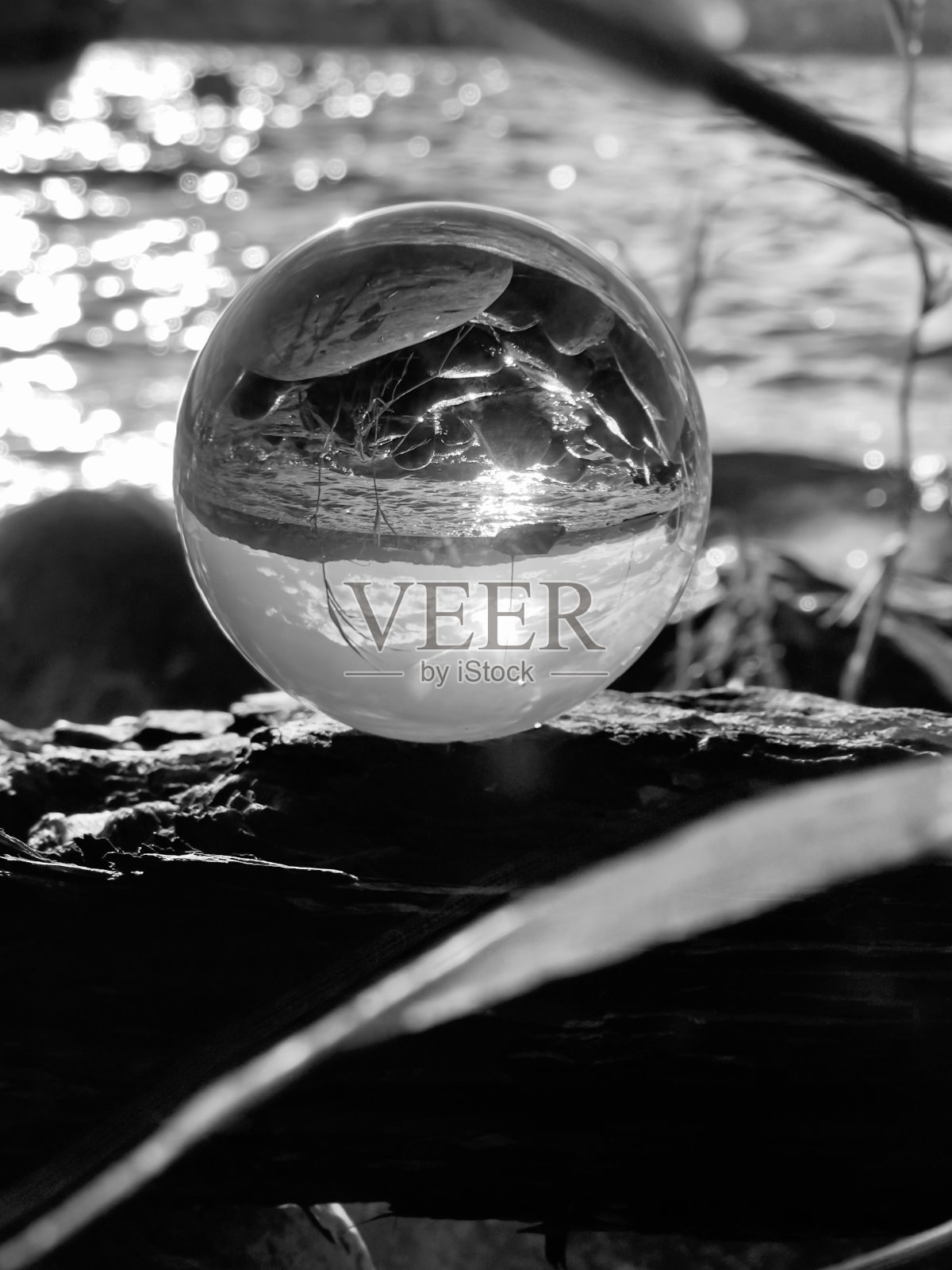 水晶球b/w湖的z<s:1> rich照片摄影图片