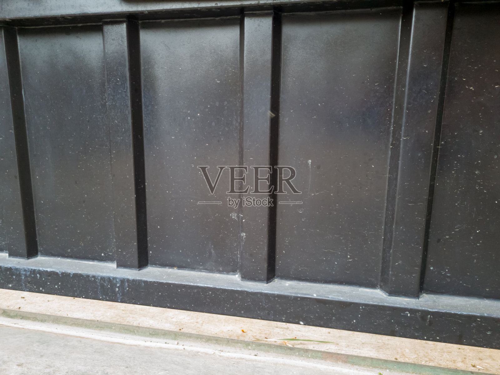 黑色金属栅栏照片摄影图片