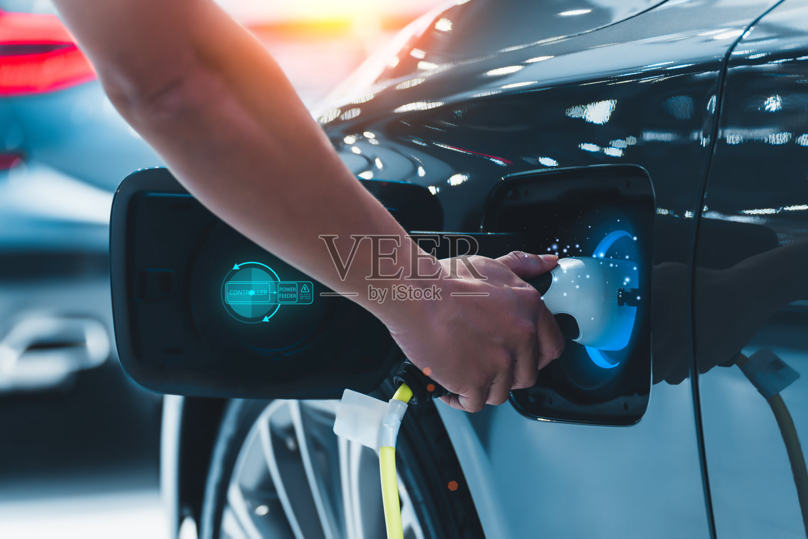 能源电动车概念车。未来混合动力汽车充电电池电动上站模糊城市景观上全景横幅，绿色生态技术照片摄影图片