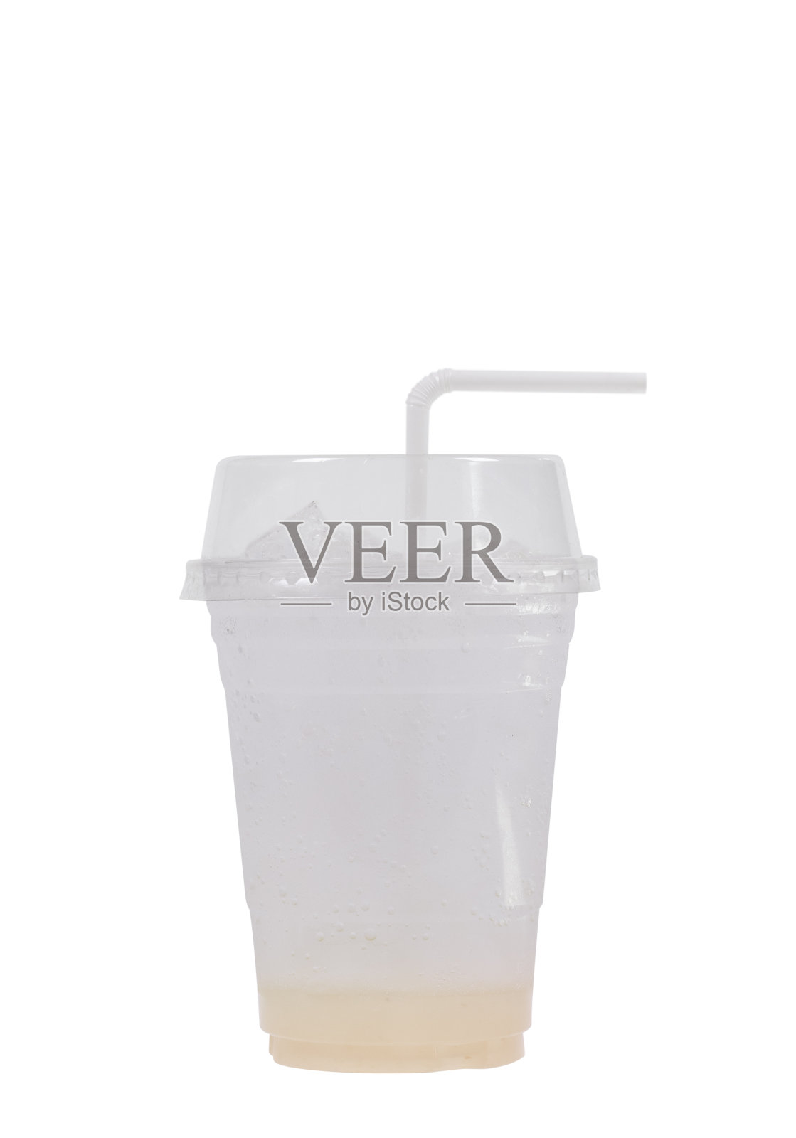 荔枝意大利苏打饮料在玻璃与吸管。照片摄影图片