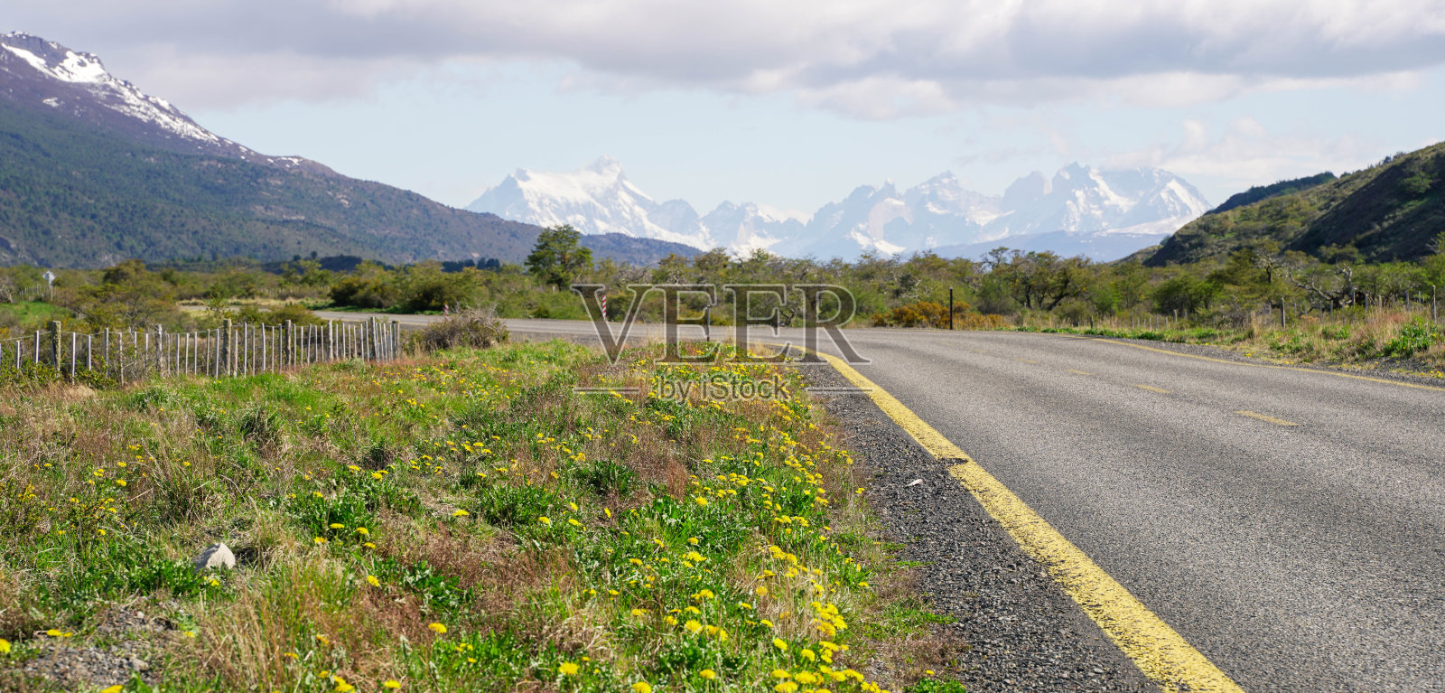 米拉多基地拉斯托雷斯在托雷斯德尔潘恩国家公园，智利照片摄影图片