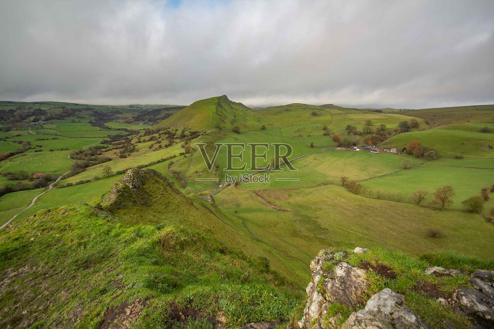 铬山，Parkhouse山和周围的山谷，皮克区，德比郡，英国照片摄影图片