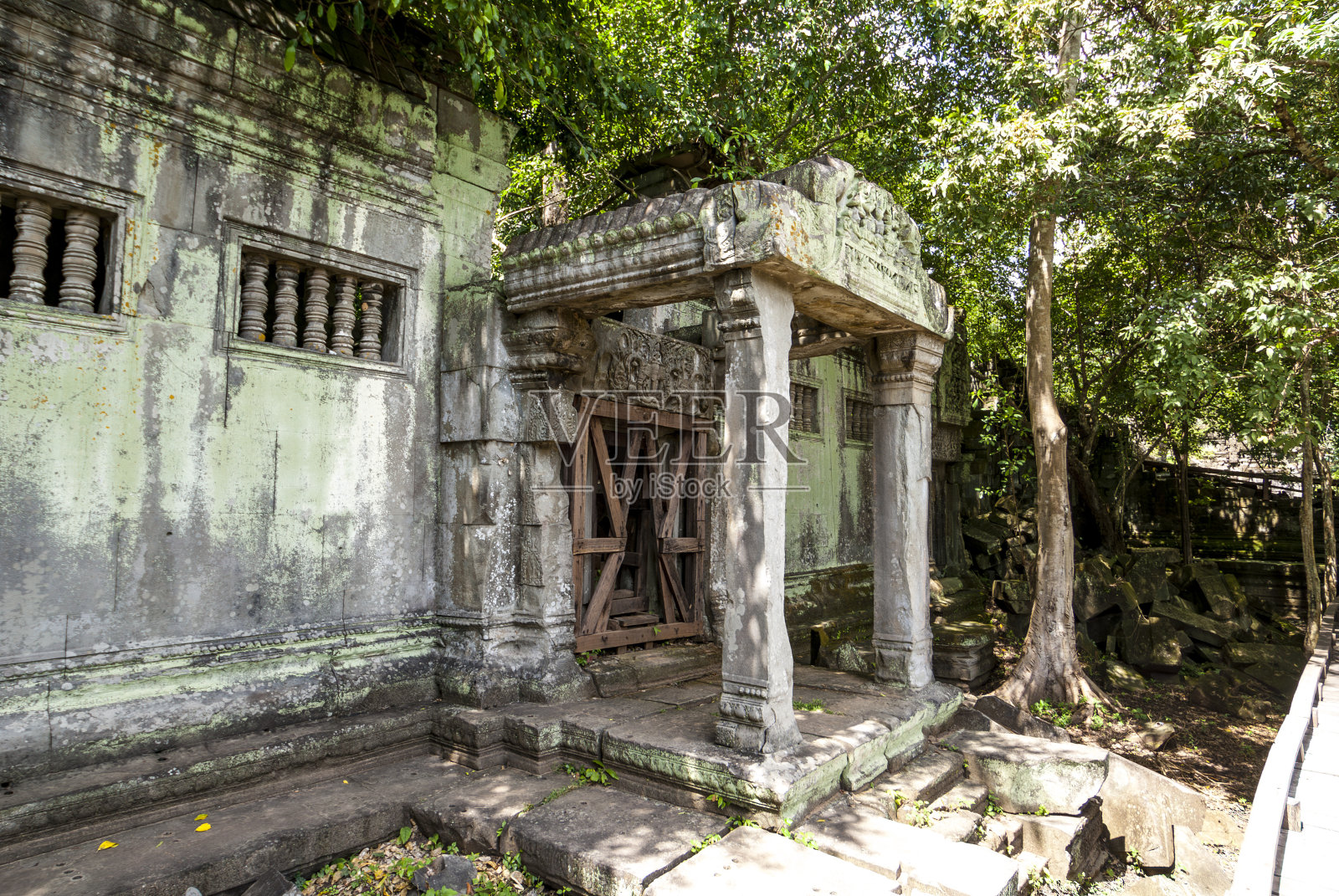 亚洲柬埔寨吴哥窟的高克尔寺群照片摄影图片