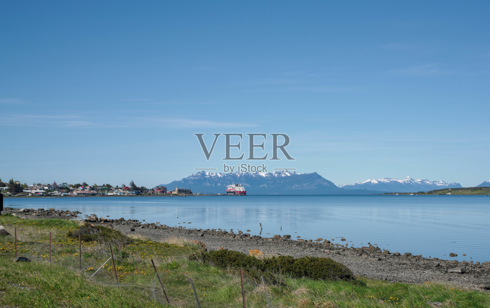 智利南极著名的纳塔莱斯港港口。年代照片摄影图片