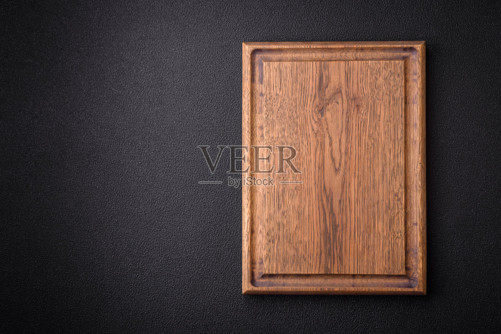 空的木制砧板，用来准备准备美味菜肴的食材照片摄影图片