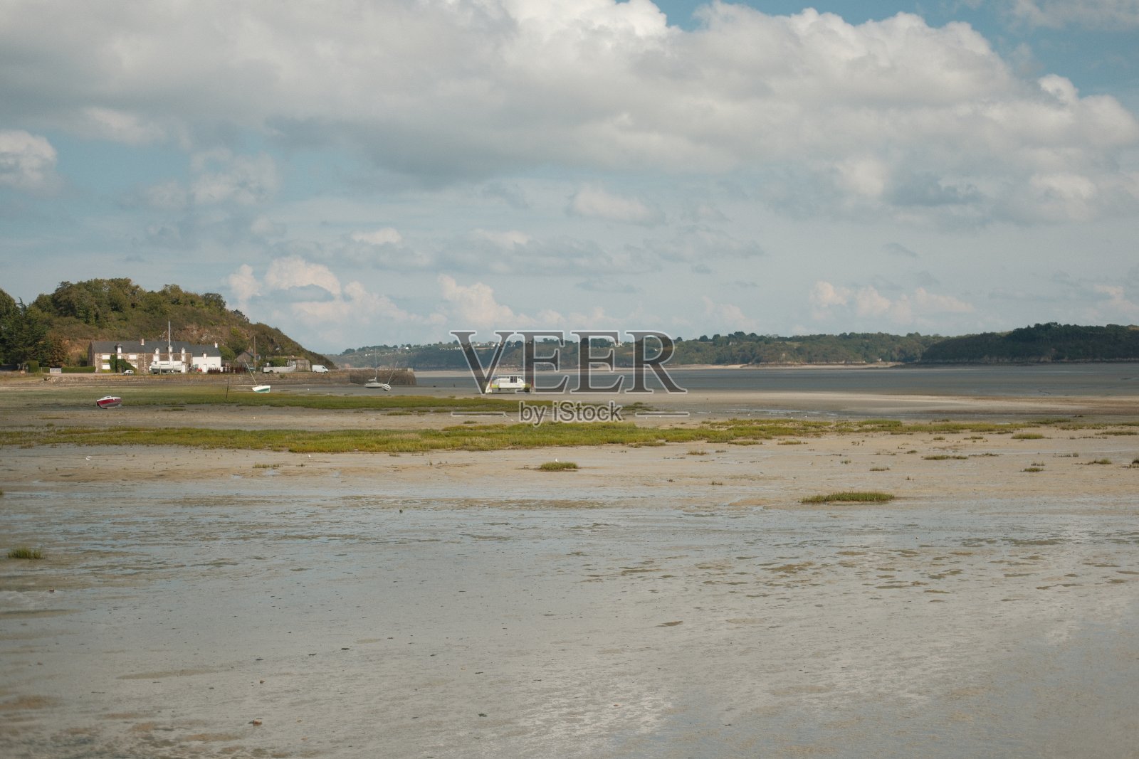 法国布列塔尼低潮时的海滩照片摄影图片