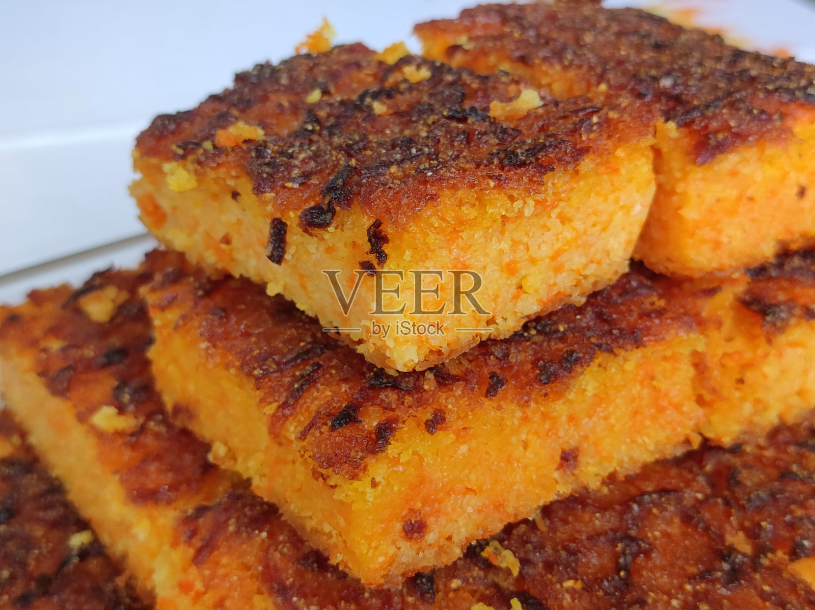 近距离看南瓜派片照片摄影图片