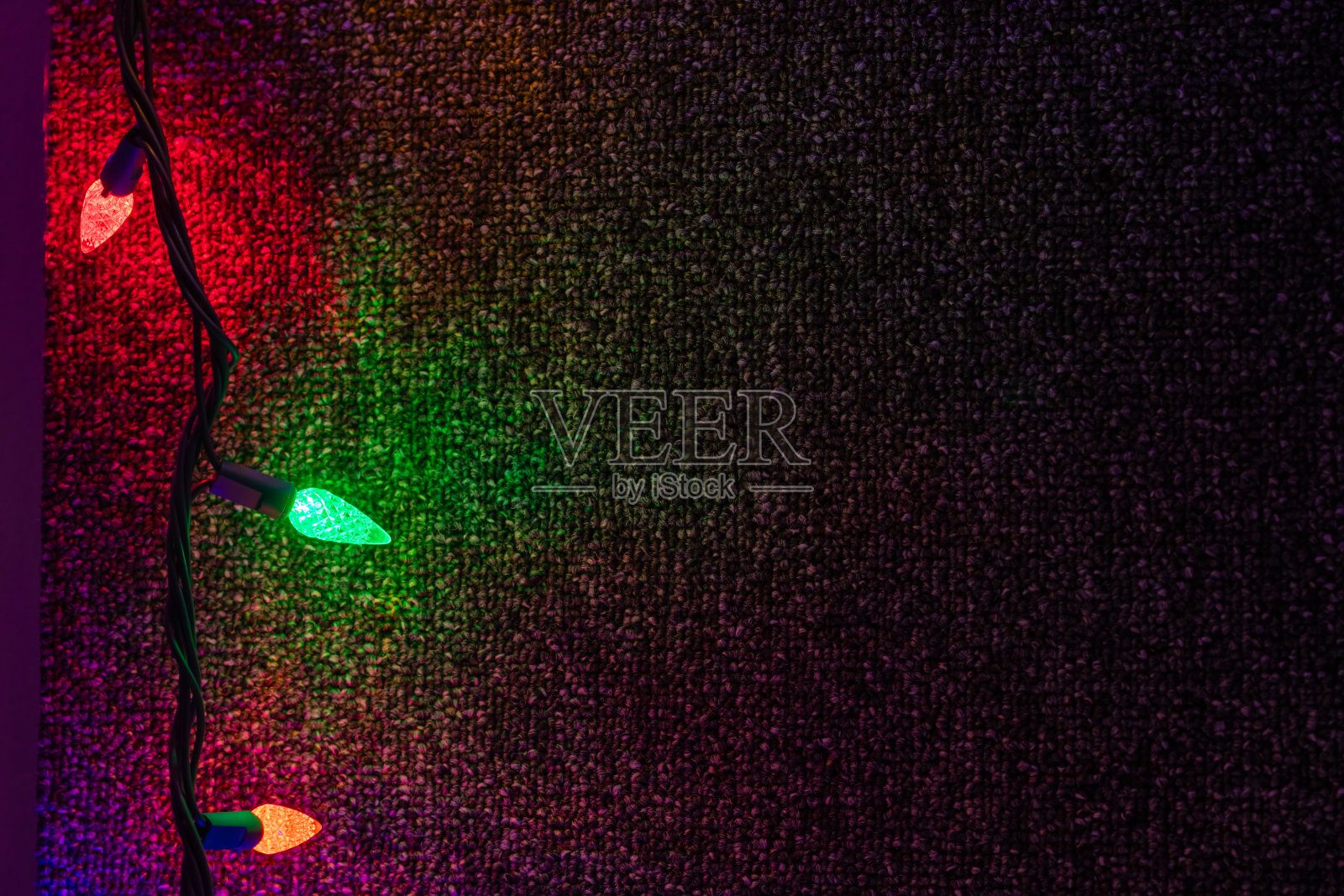 干净简单的节日彩灯背景复制空间照片摄影图片