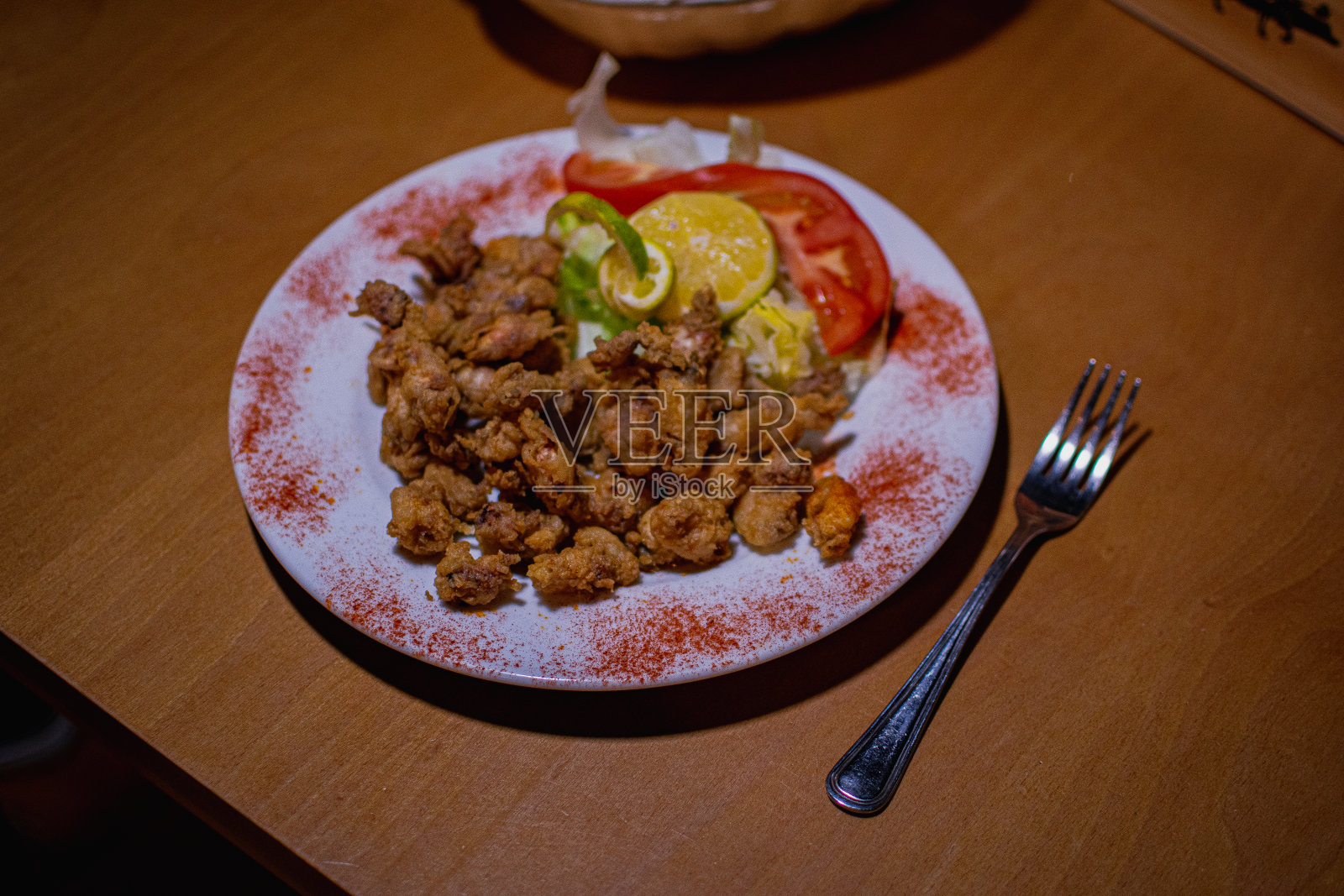 意大利烤肉配菜配餐叉照片摄影图片