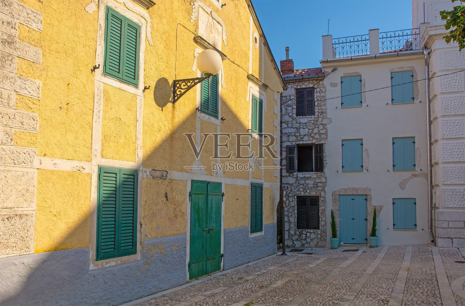 克罗地亚Novi Vinodolski主教住所照片摄影图片