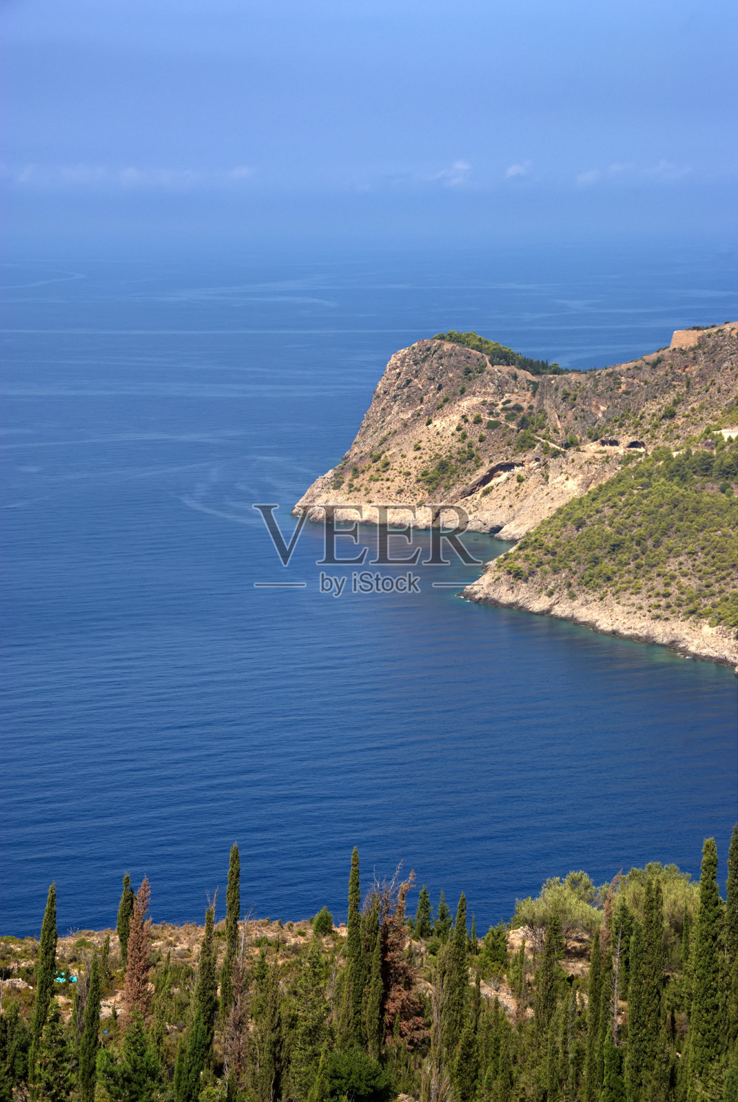 海岸和大海的俯视图照片摄影图片