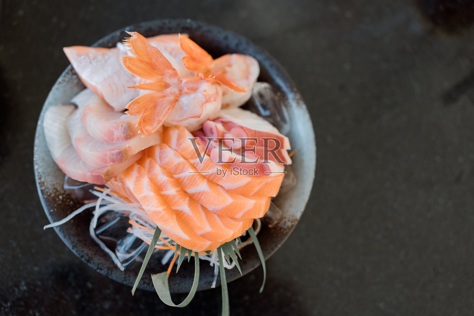 什锦日本生鱼片照片摄影图片