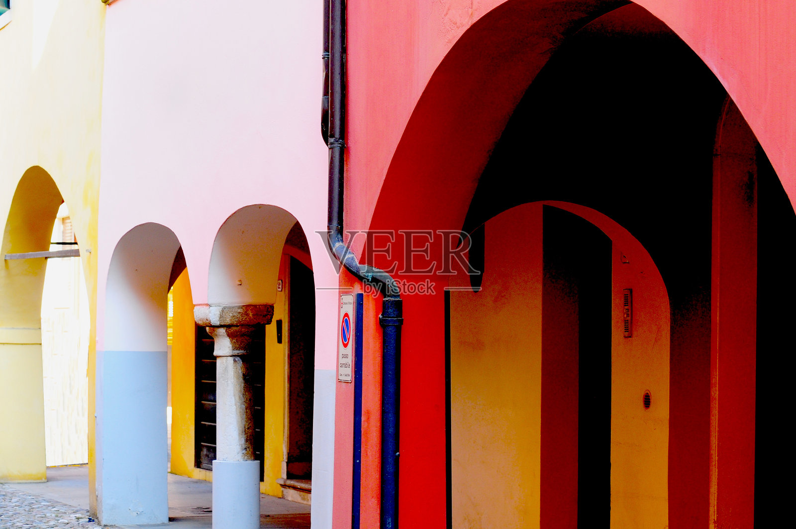 古代城市里的图画照片摄影图片