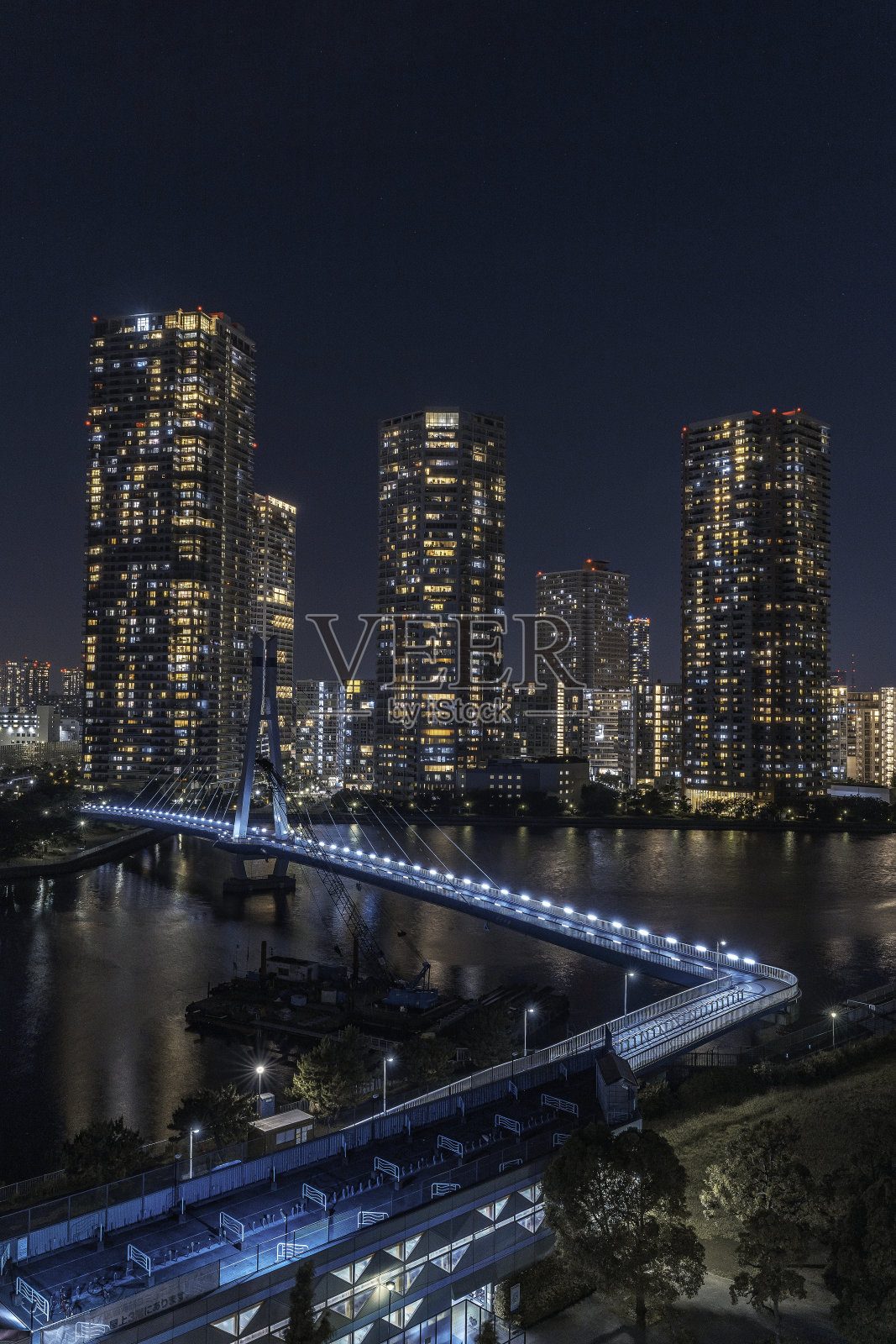 城市建筑和公寓综合体照片摄影图片