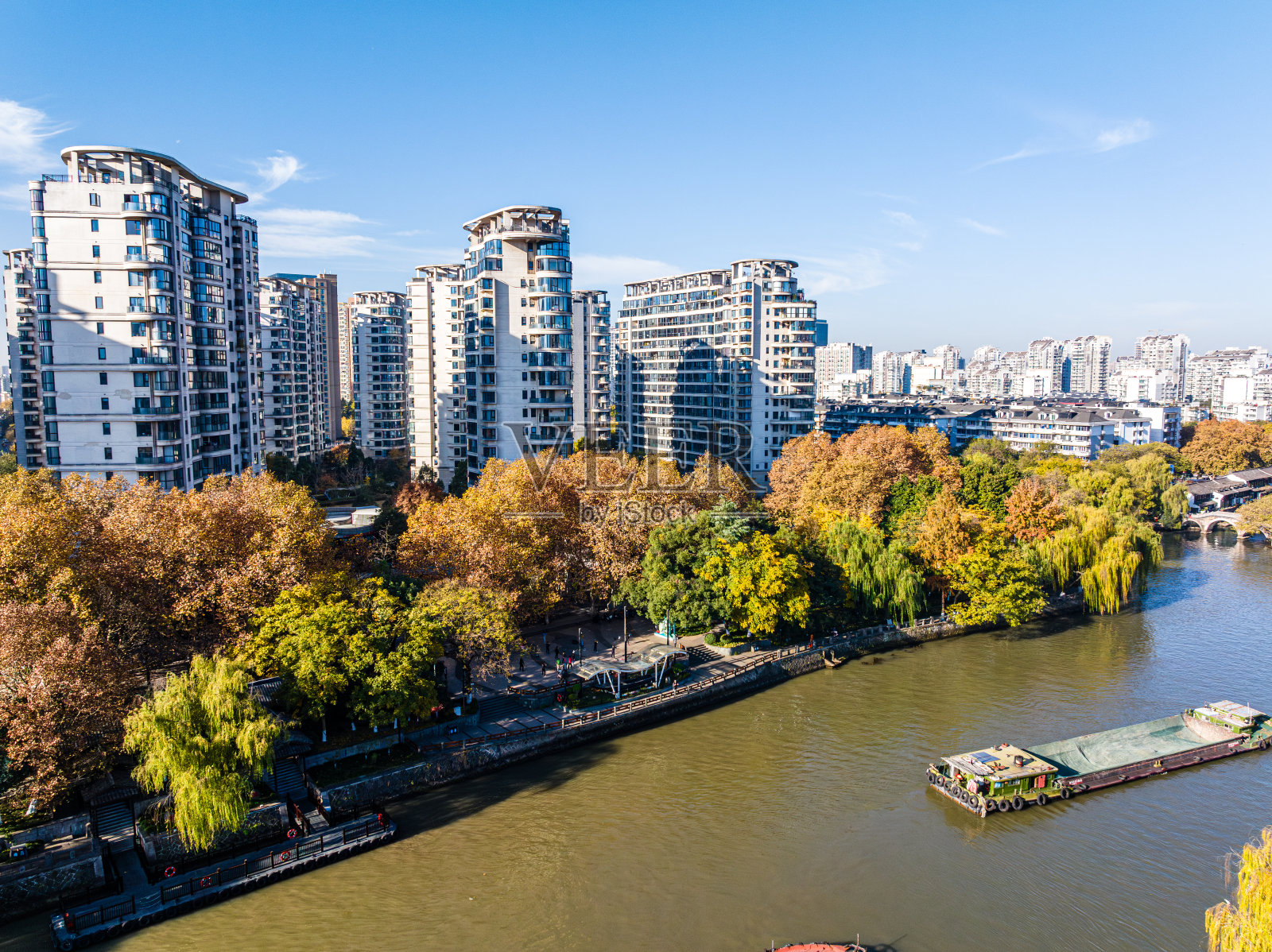 秋天的京杭大运河照片摄影图片