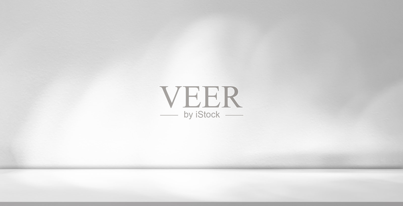 背景白墙工作室房间，空厨房墙与光，阴影在桌面表面纹理，Pano背景场景混凝土房间显示与阳光为夏天，春天化妆品的礼物照片摄影图片