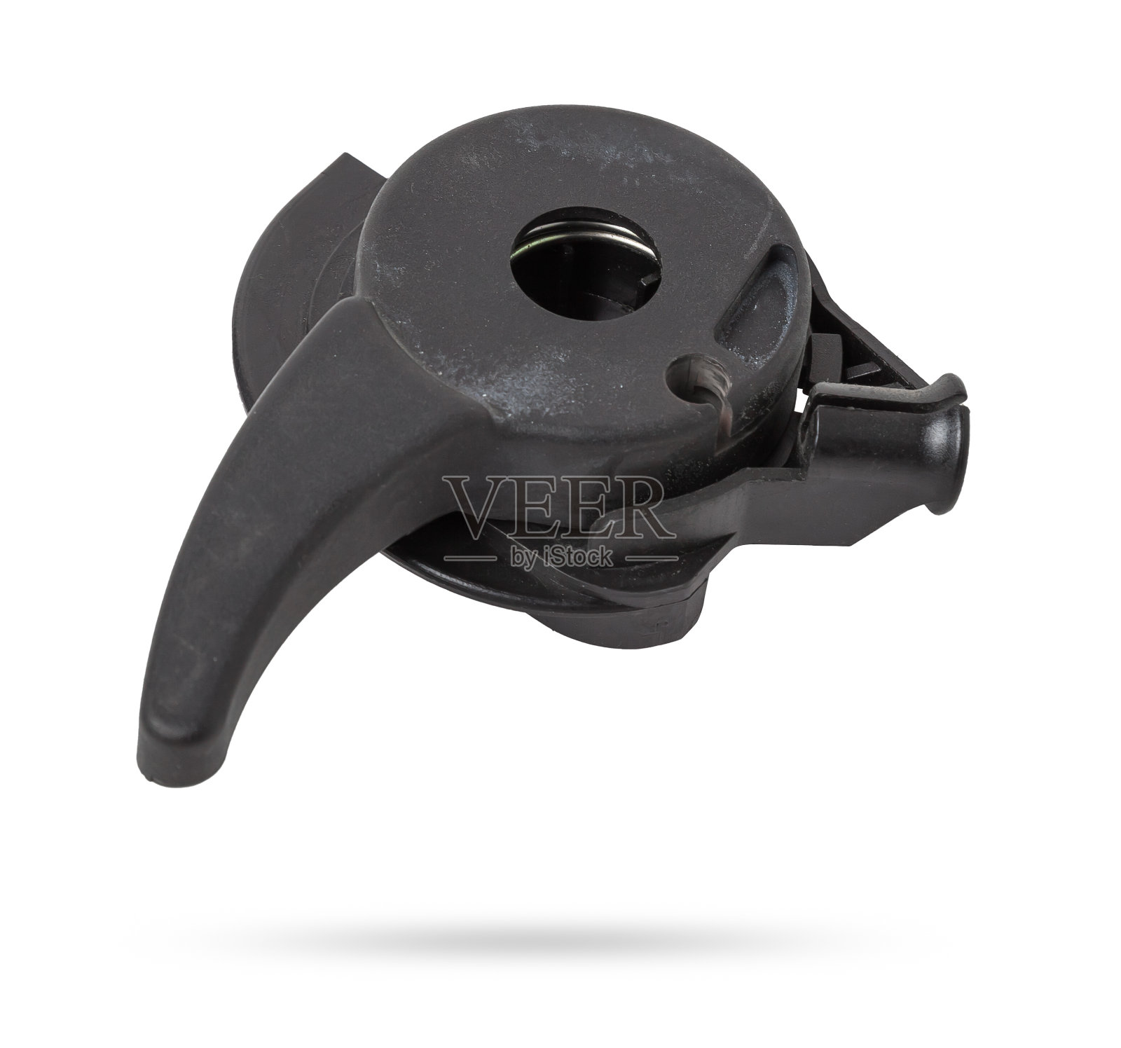 在白色孤立背景上打开汽车引擎盖的把手。备件目录。照片摄影图片